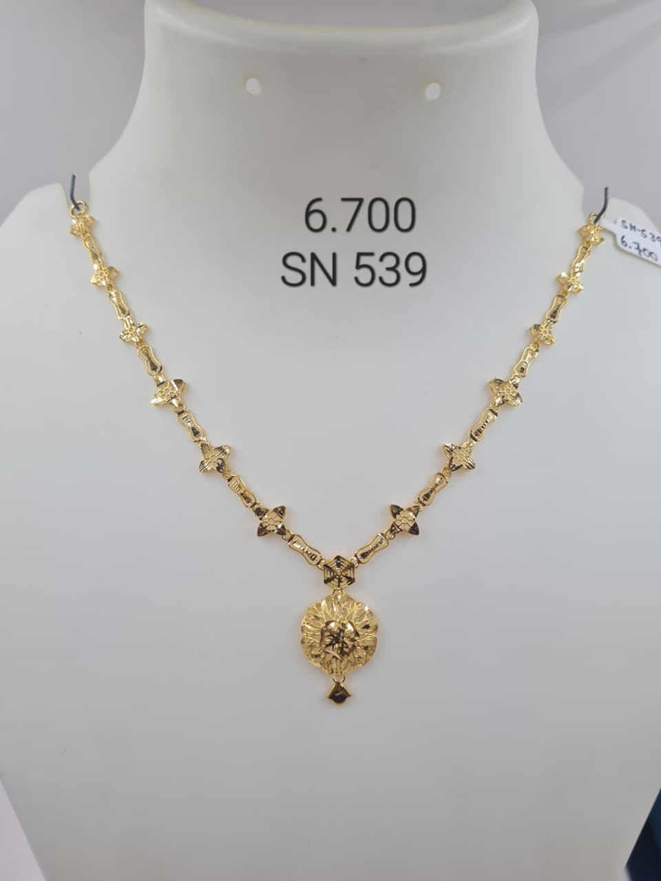 Floral Motif Gold Necklace