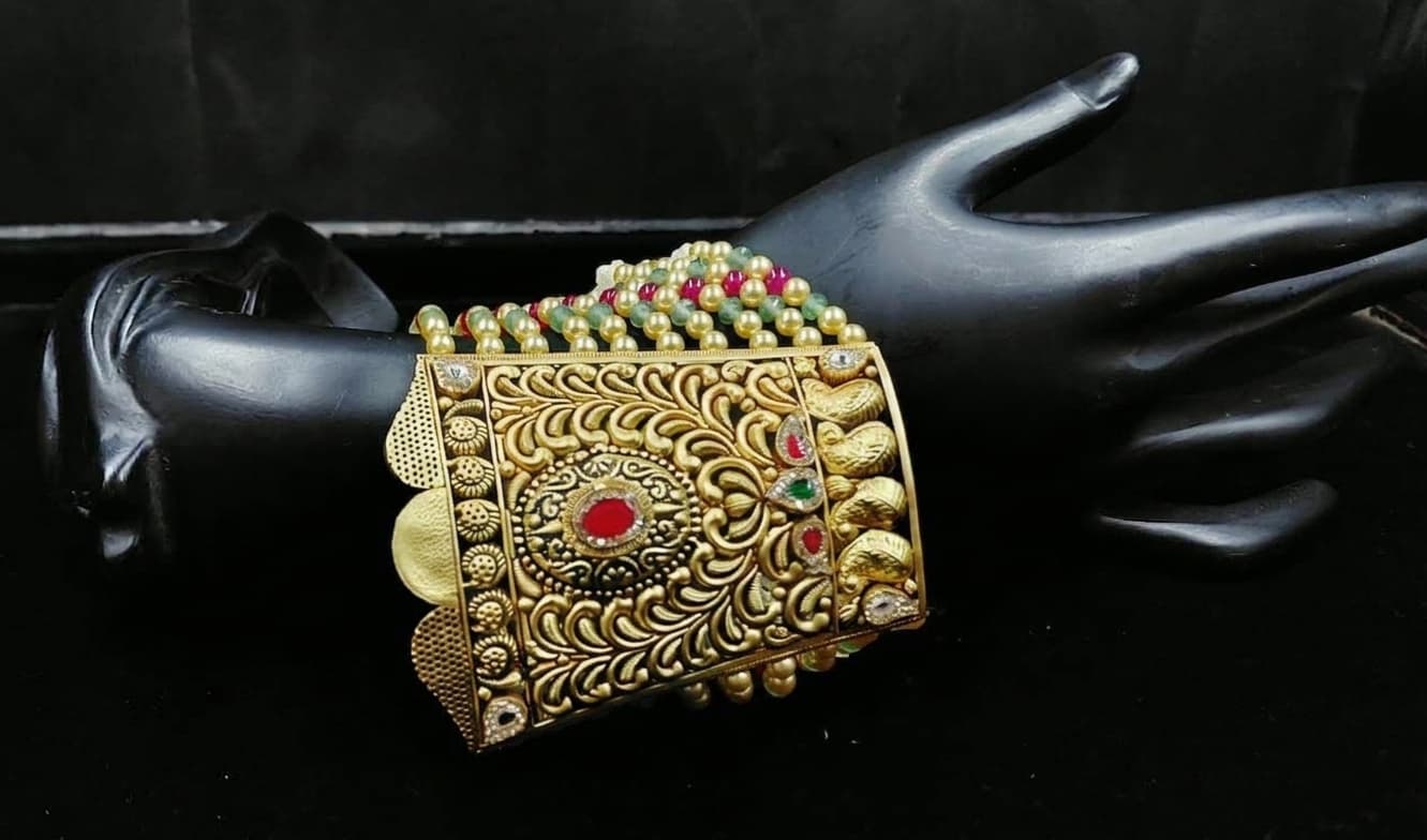 Royal Kundan Broad Gold Cuff Bracelet