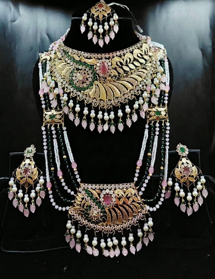 Mughlai Antique Kundan Necklace Set