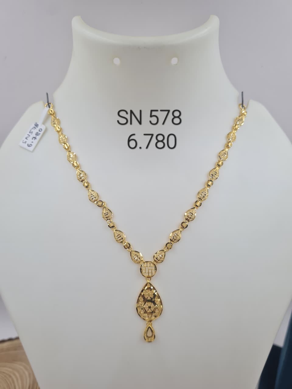 Gold Fancy Link Necklace with Teardrop Pendant